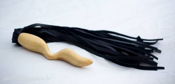 Nobessence Incite Whip