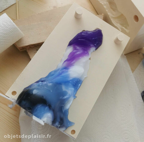 Making a silicone dildo