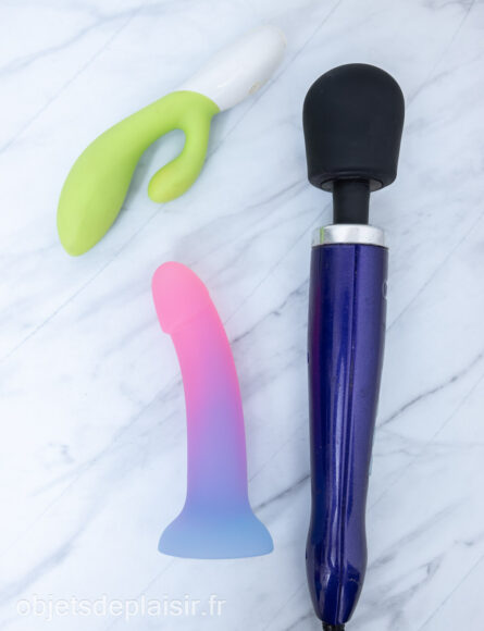 The Dildolls Utopia with the Doxy Die Cast wand and the Lelo Ina 2